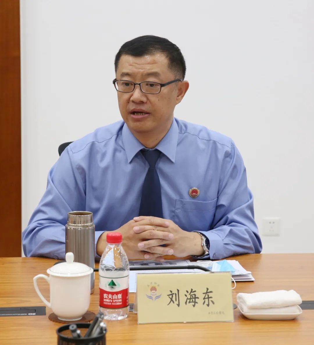 滨海新区院刘维明副检察长一行到西青区院开展交流活动