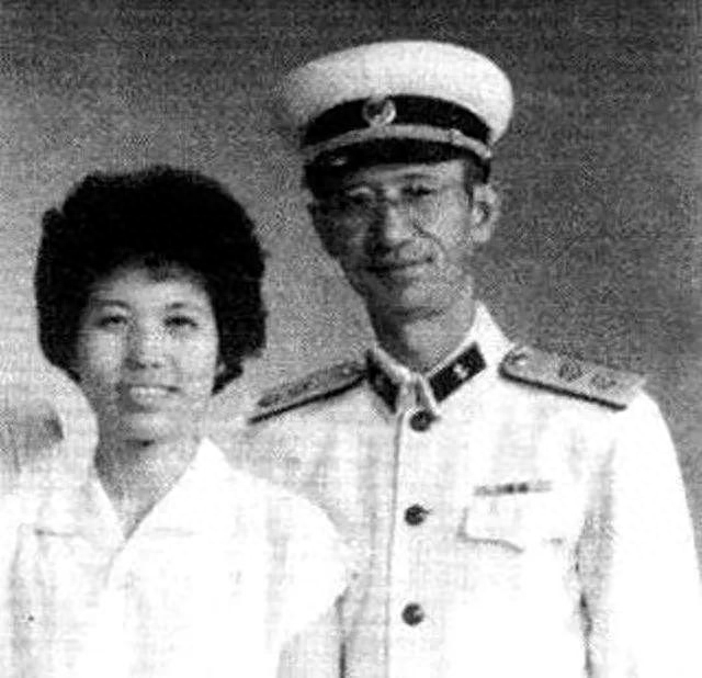 周希汉求婚17岁周璇未果后陈赓出面一锤定音今天正是黄道吉日