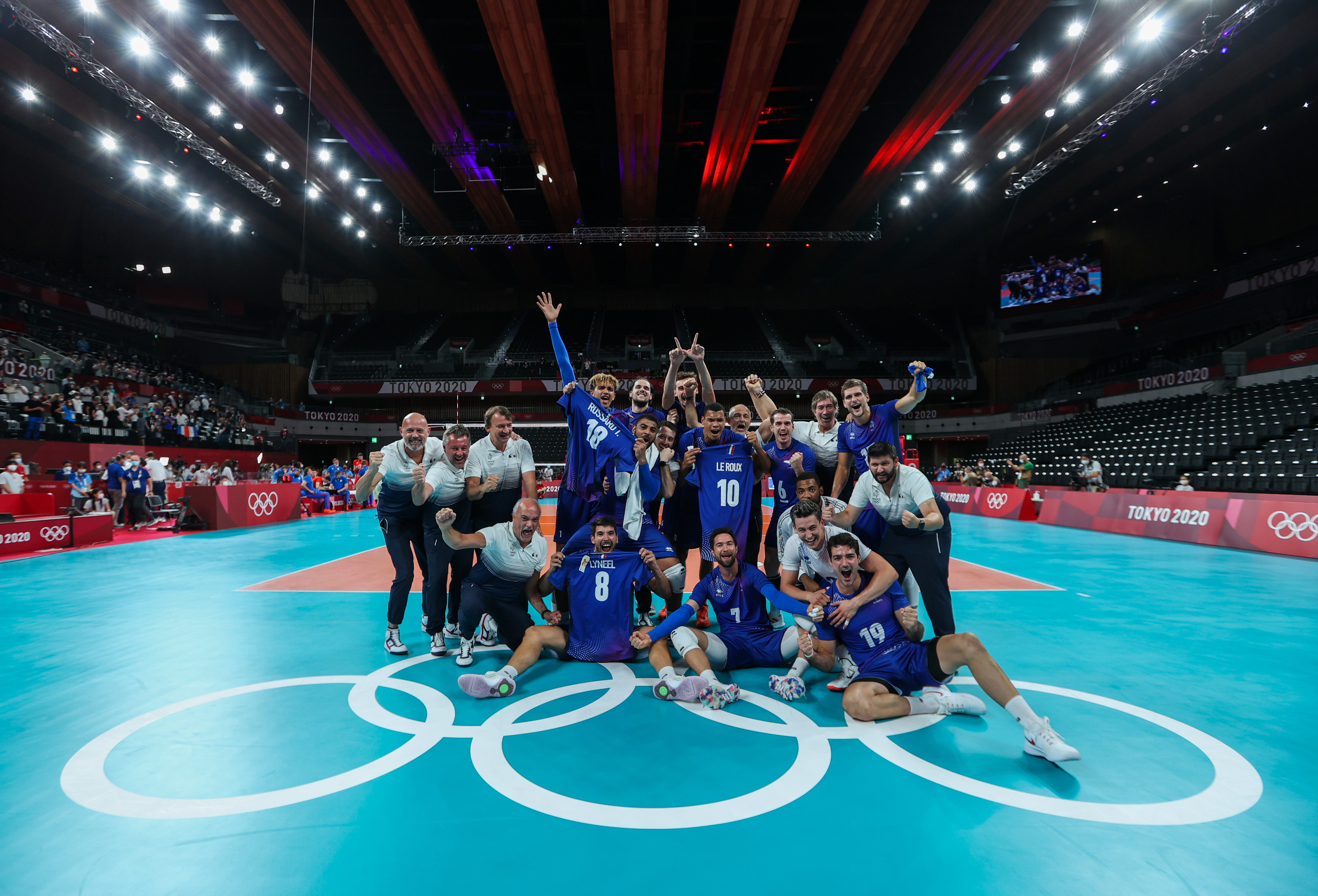 排球——法国男排夺冠