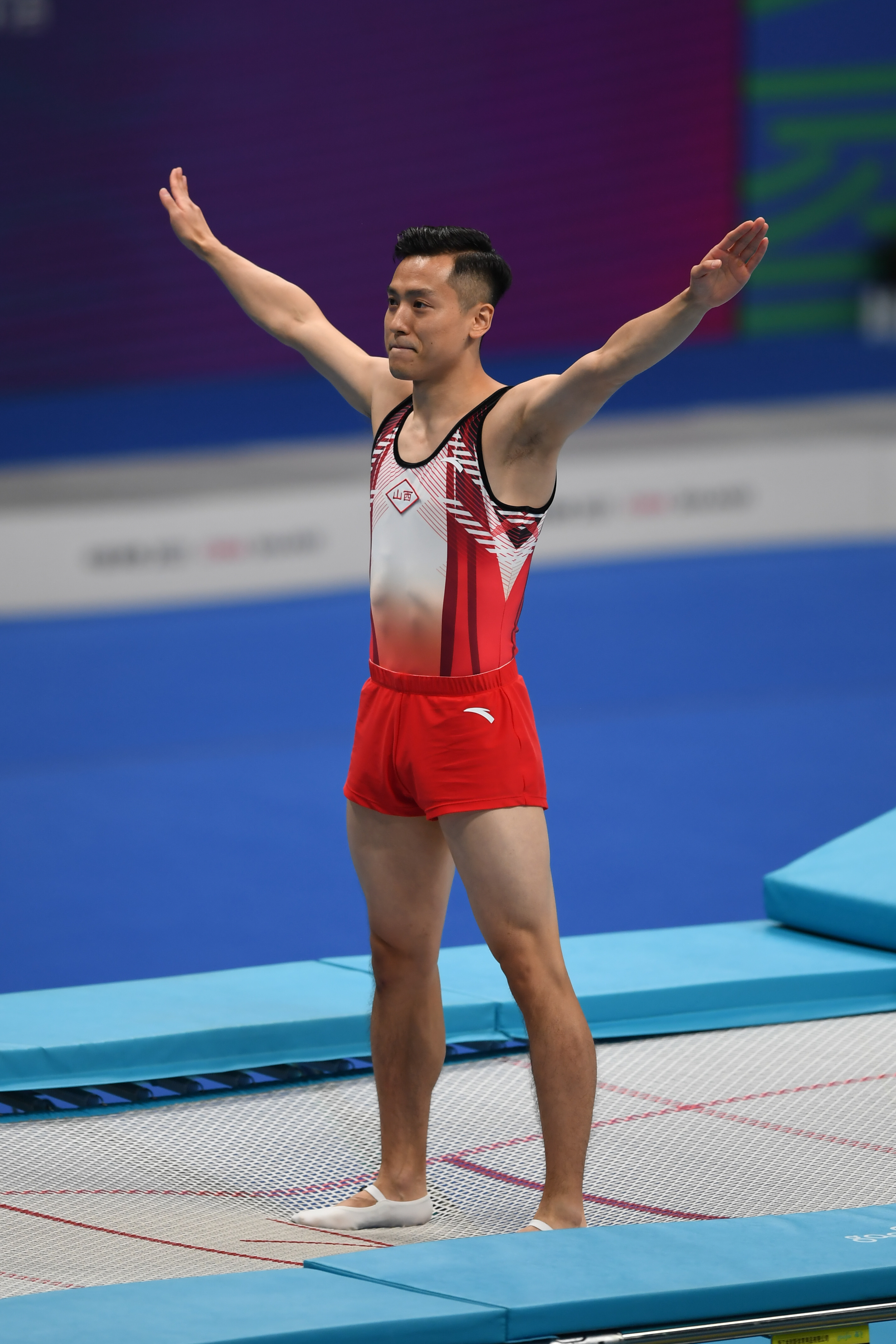 蹦床——董栋晋级男子个人决赛