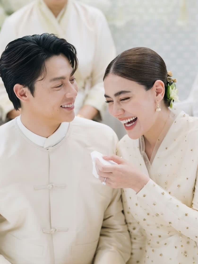 泰国男演员mark prin在豪宅内拍摄最新写真,气场爆棚