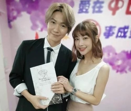 恭喜!黄少谷宣布「双喜临门」登记结婚娶回美娇娘