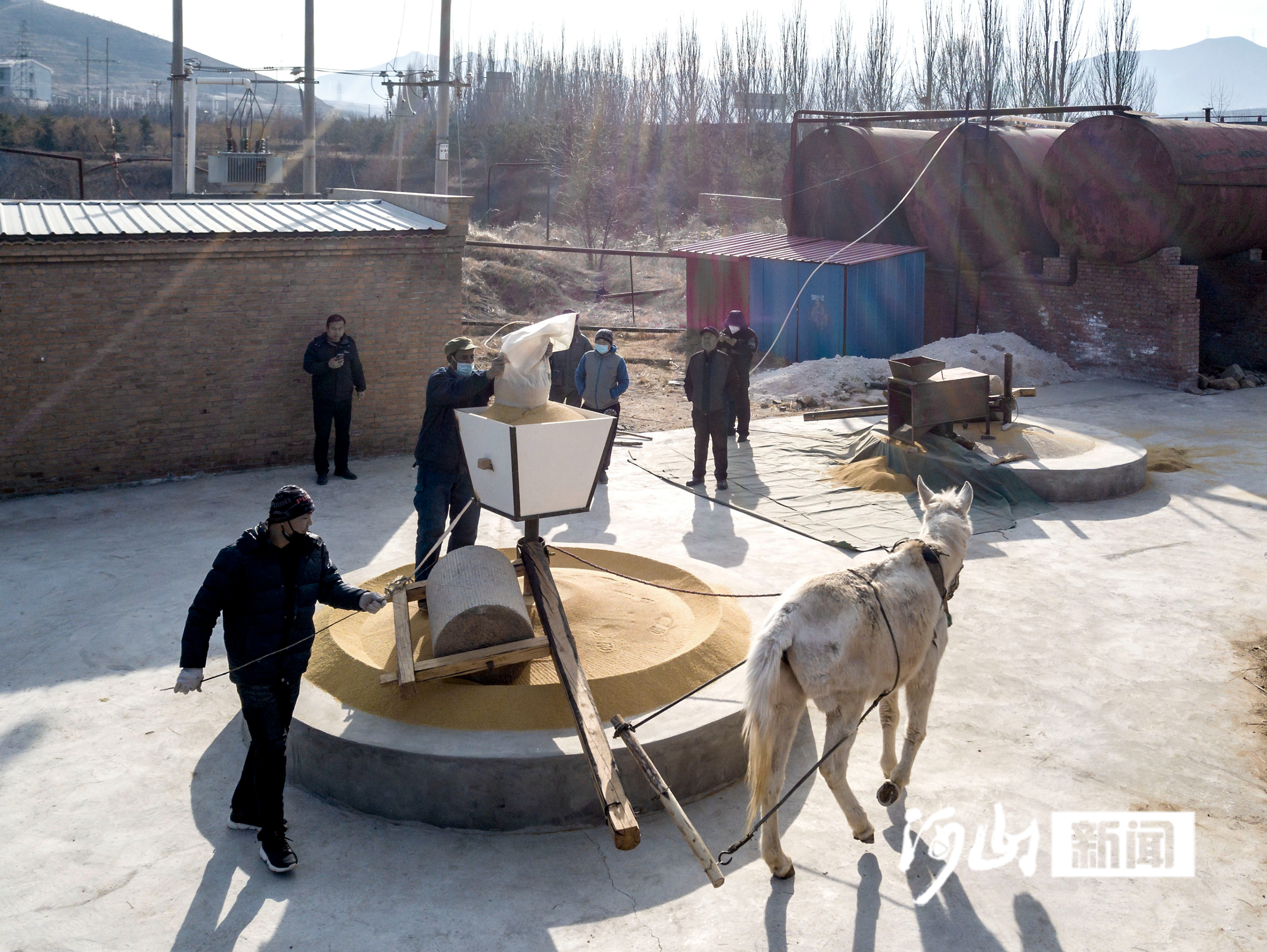 石碾小米,吃的是营养品的是文化