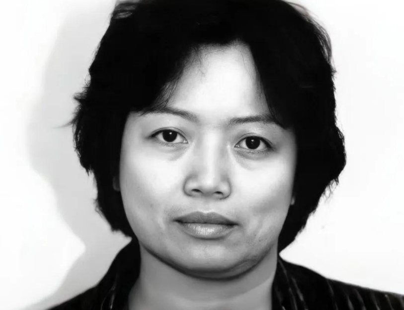 "偷渡皇后"郑翠萍:帮3000福建人偷渡美国,死后上百辆豪车相送