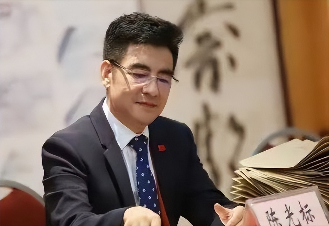 中国首善变"中国首骗",陈光标"消失"数年,是因为破产了?