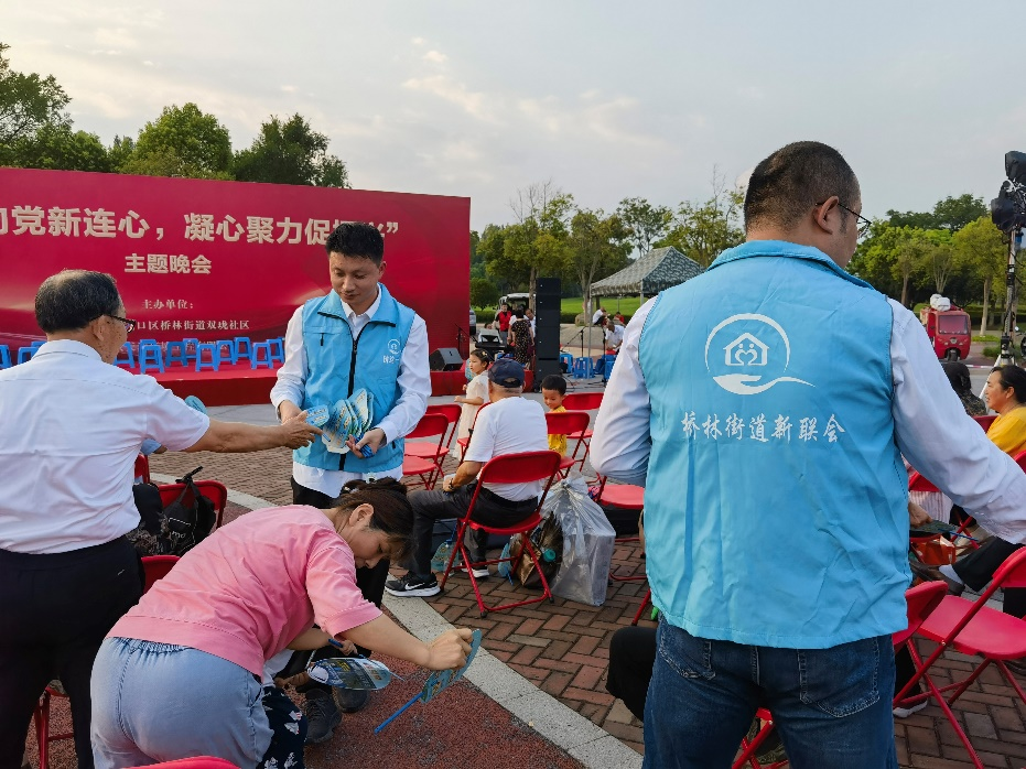 南京桥林街道:同"新"共建,为新就业群体筑起暖"新"的家
