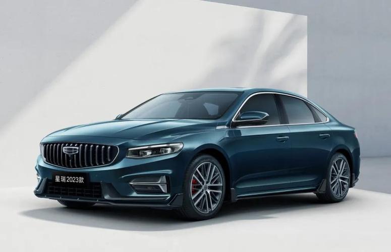 入门2.0td高配a 级家用豪华轿车,轴距2800mm,实拍吉利星瑞