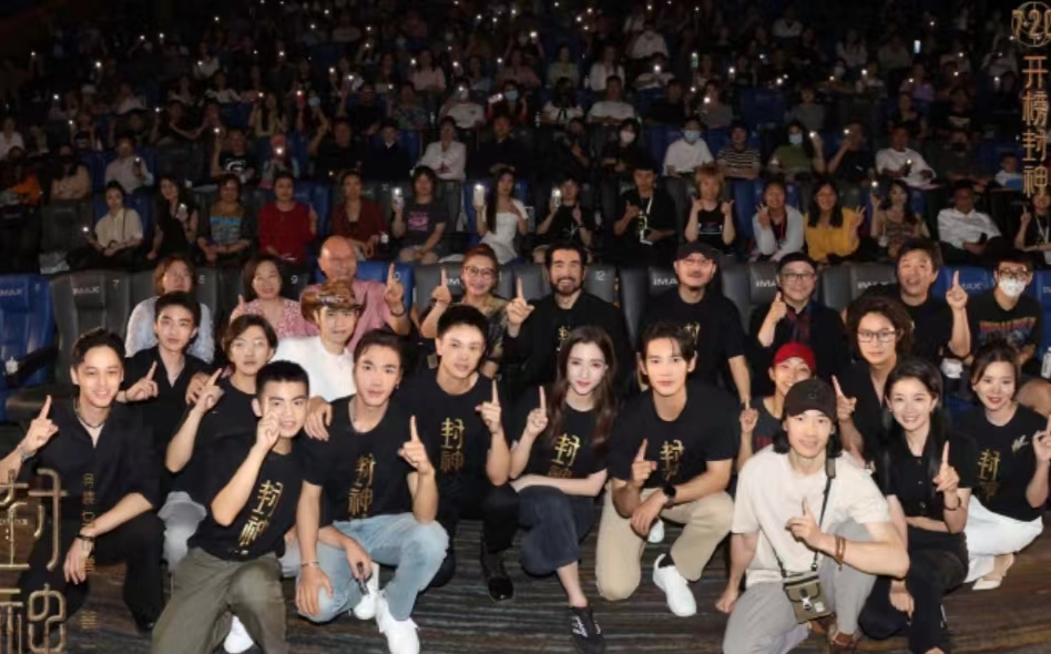 厉害!徐锦江儿子首入行拍电影,靠实力通过万人海选成爸爸骄傲