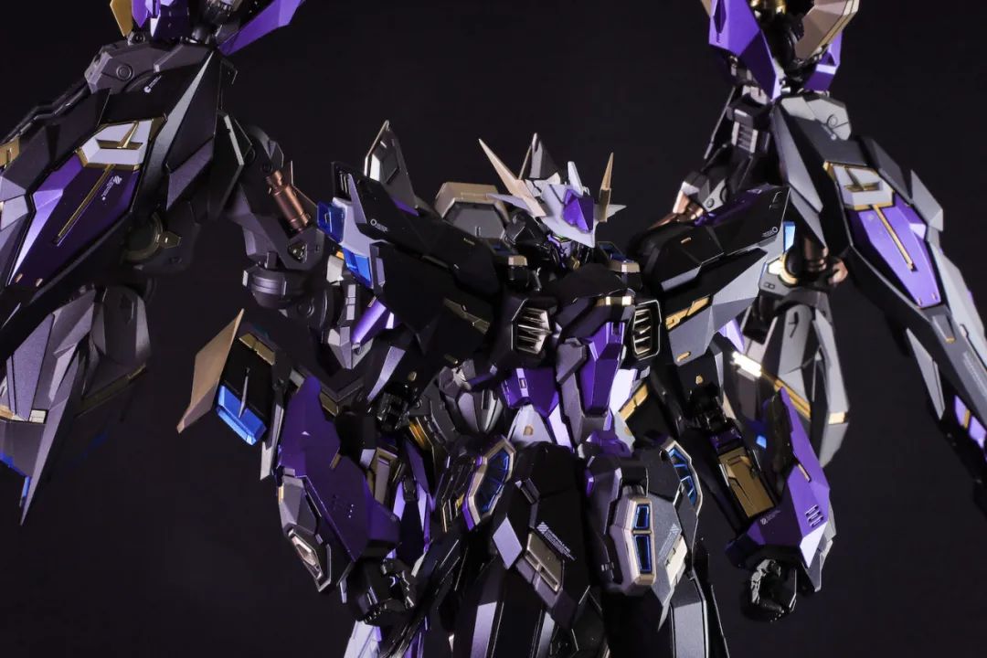 「佳作」零重力审判 黑紫金改色