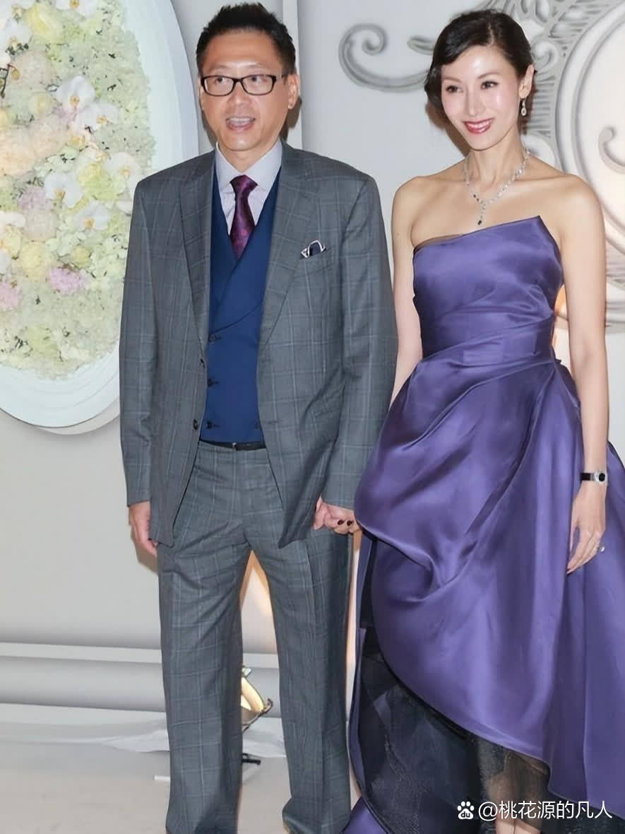 李嘉欣与许晋亨热吻,现已结婚15年