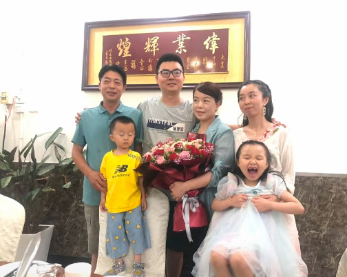 郭威和妻子田静,话不多,但立场很坚定