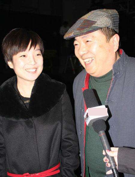 央视著名主持人董浩两次死里逃生妻子和女儿是他最坚强的依靠