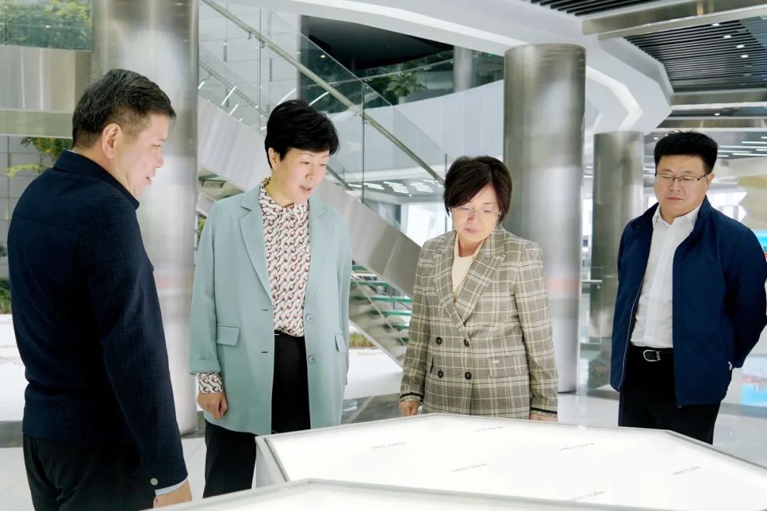 范庆瑜来新区开展"深化三服务,助企解难题"专题调研