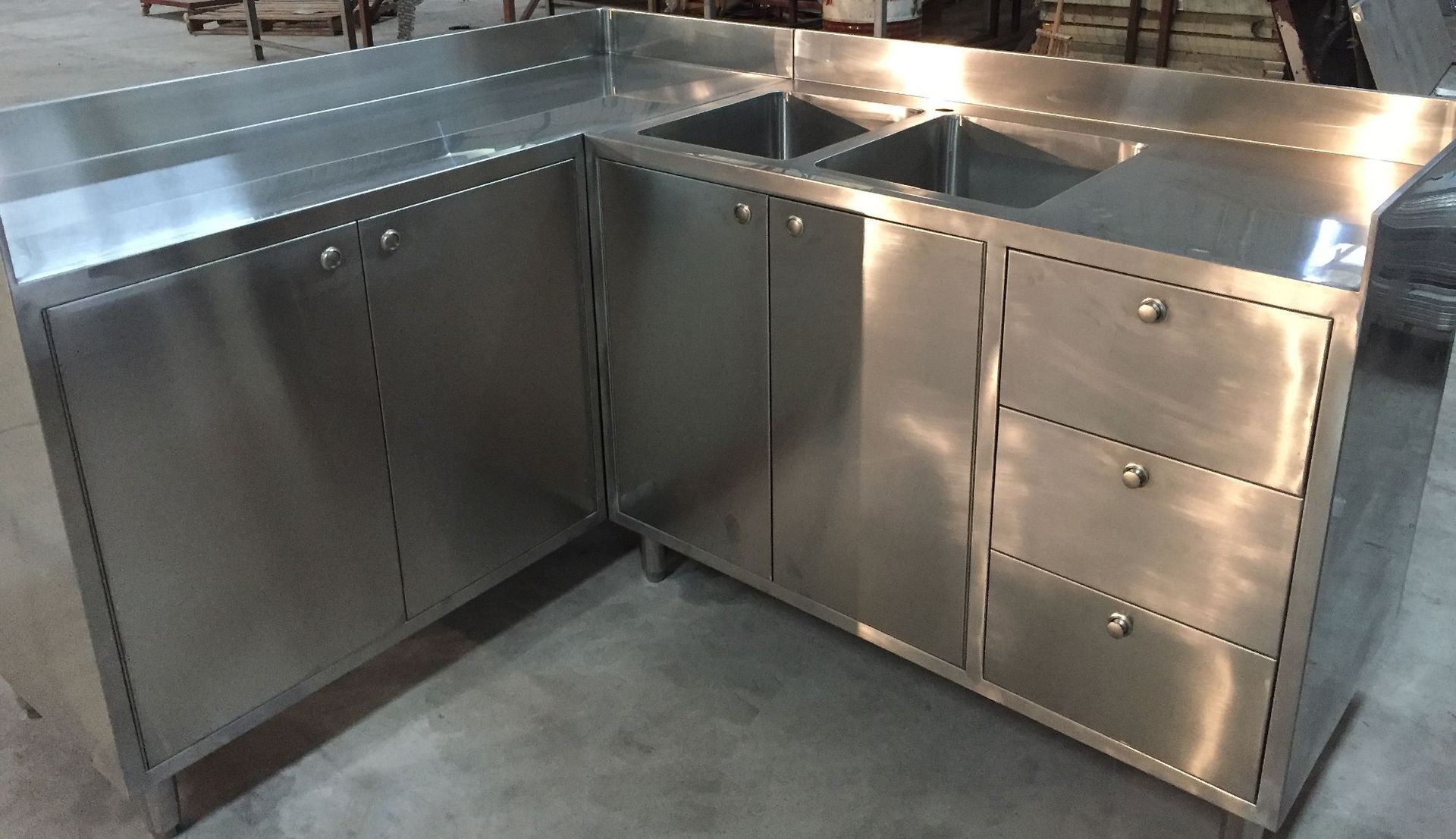 第三次装修义无反顾选择了不锈钢橱柜,从此下厨省心多了