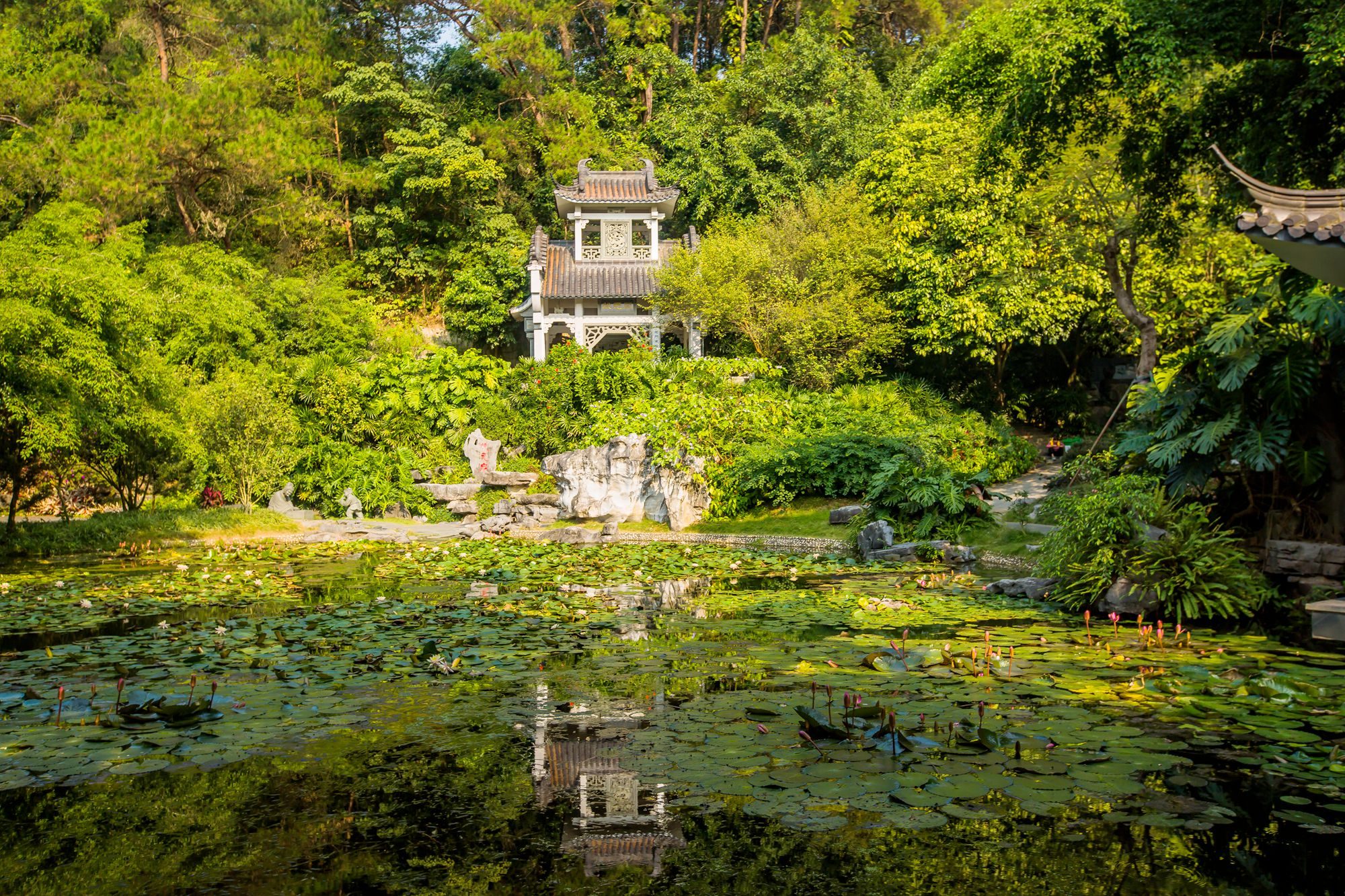 广西南宁青秀山,风景秀美,地铁直达,一处藏在闹市中的五a景区
