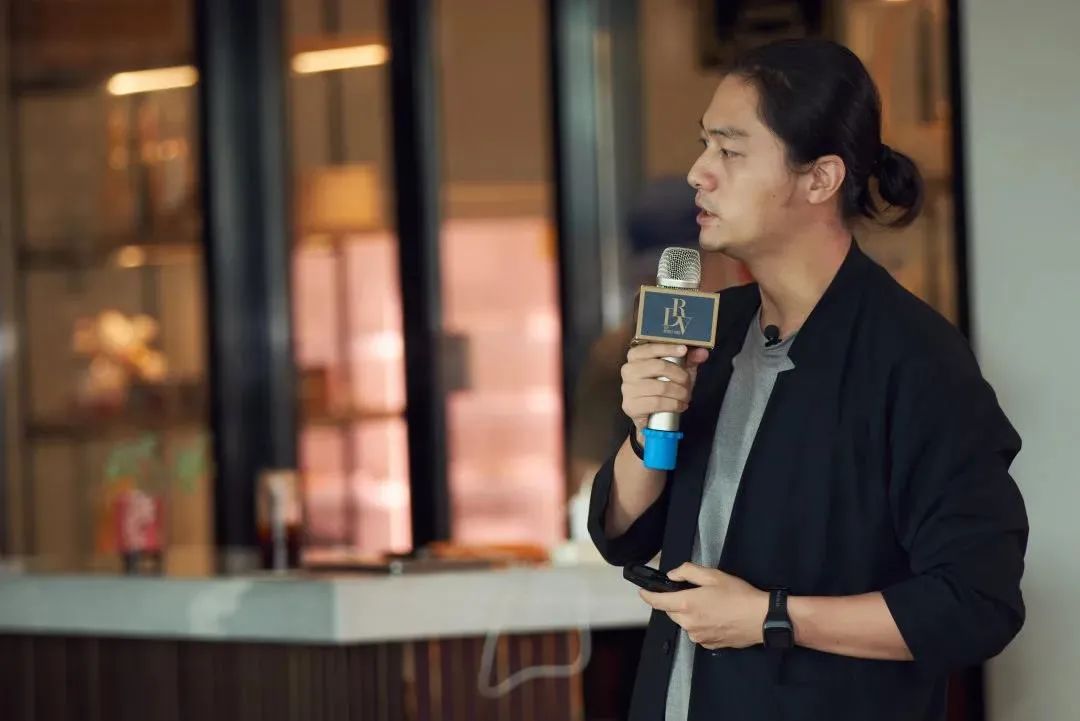 35岁和明星造房一夜成名,"建筑系男神"庄子玉:我不介意被说蹭流量