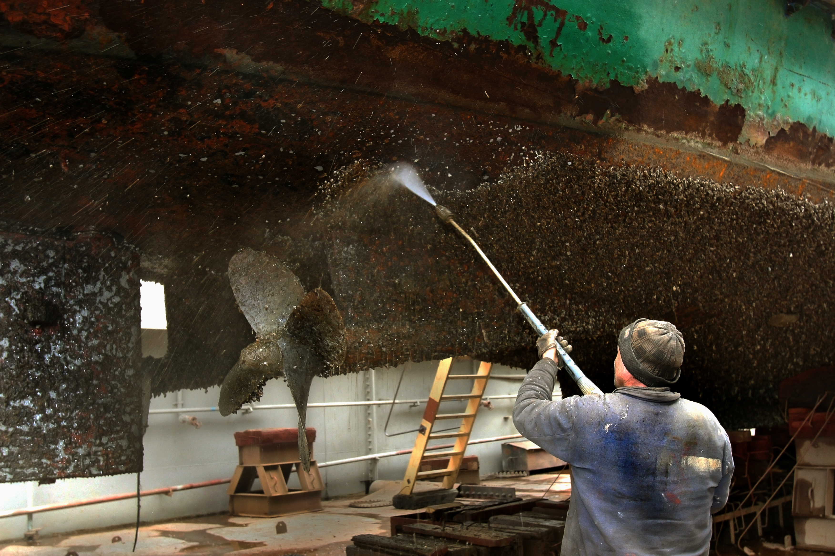 高压水射流清洗技术的应用范围和优势有哪些?