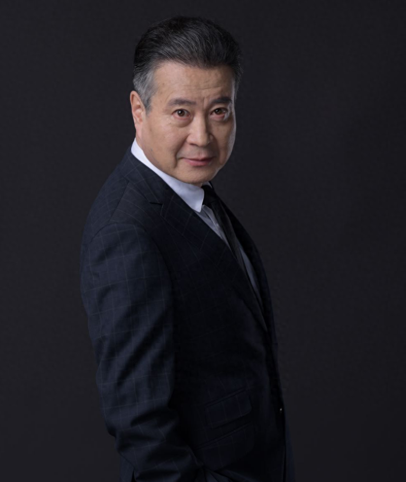 回顾许文广:娶老师女儿为妻恩爱31年零绯闻,双胞胎儿子是他骄傲