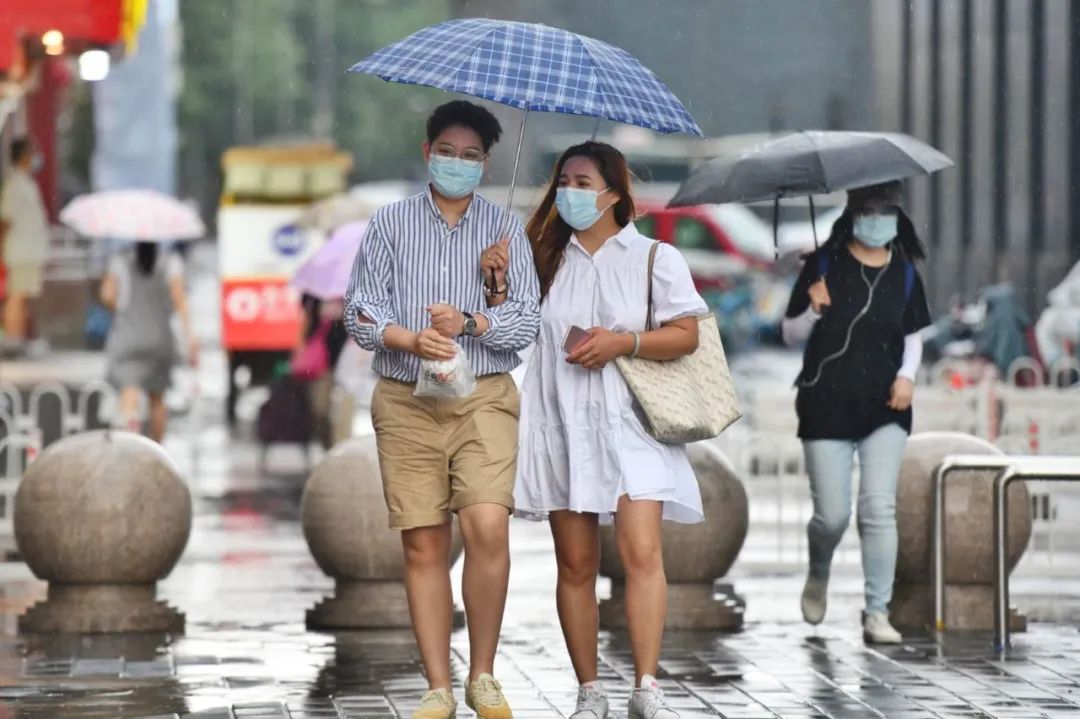 推荐北京大雨来了，你带伞了吗？北京发布雷电蓝色预警