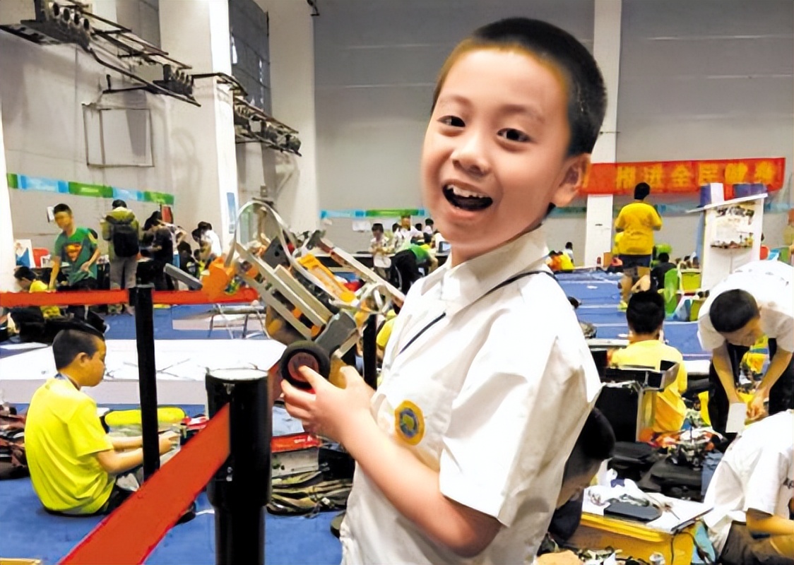 艺术特长生被取消,科技特长生闪亮登场,一退一进透露什么信号