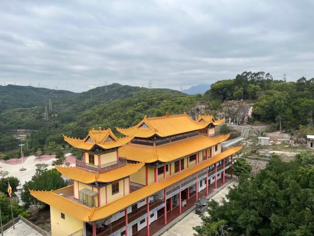 福建灵鹫寺图片