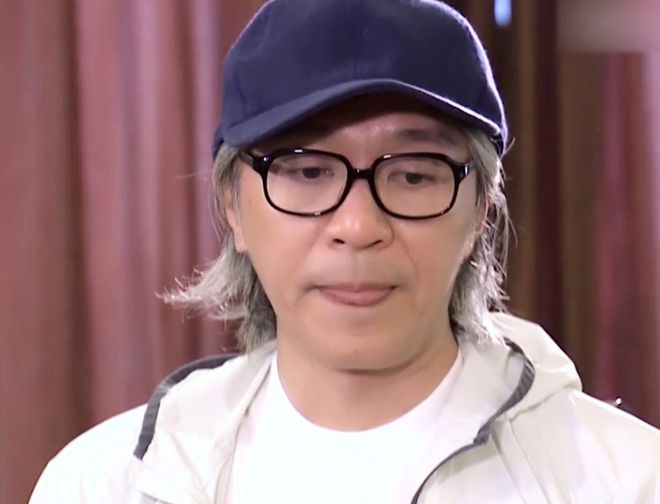 周星驰评价王宝强的电影《八角笼中》,语出惊人一语道破观众内心