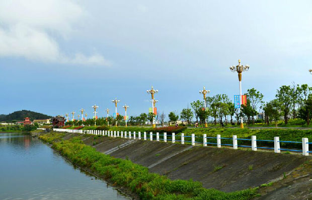 九江幅员最大的县 上个月退出贫困县序列 有"世界白鹤王国"美誉