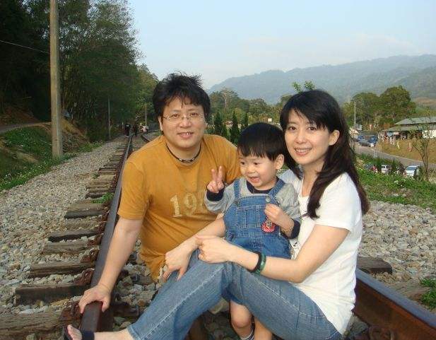 孟庭苇:结婚时被老公暴打,离婚后被敲诈1000多万,终迎来新生了