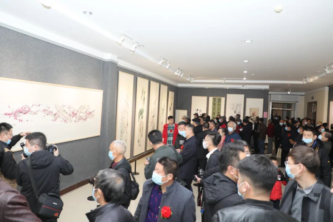 "意境—郭东方中国写意花鸟画作品展在滕州汉画像石馆隆重开幕