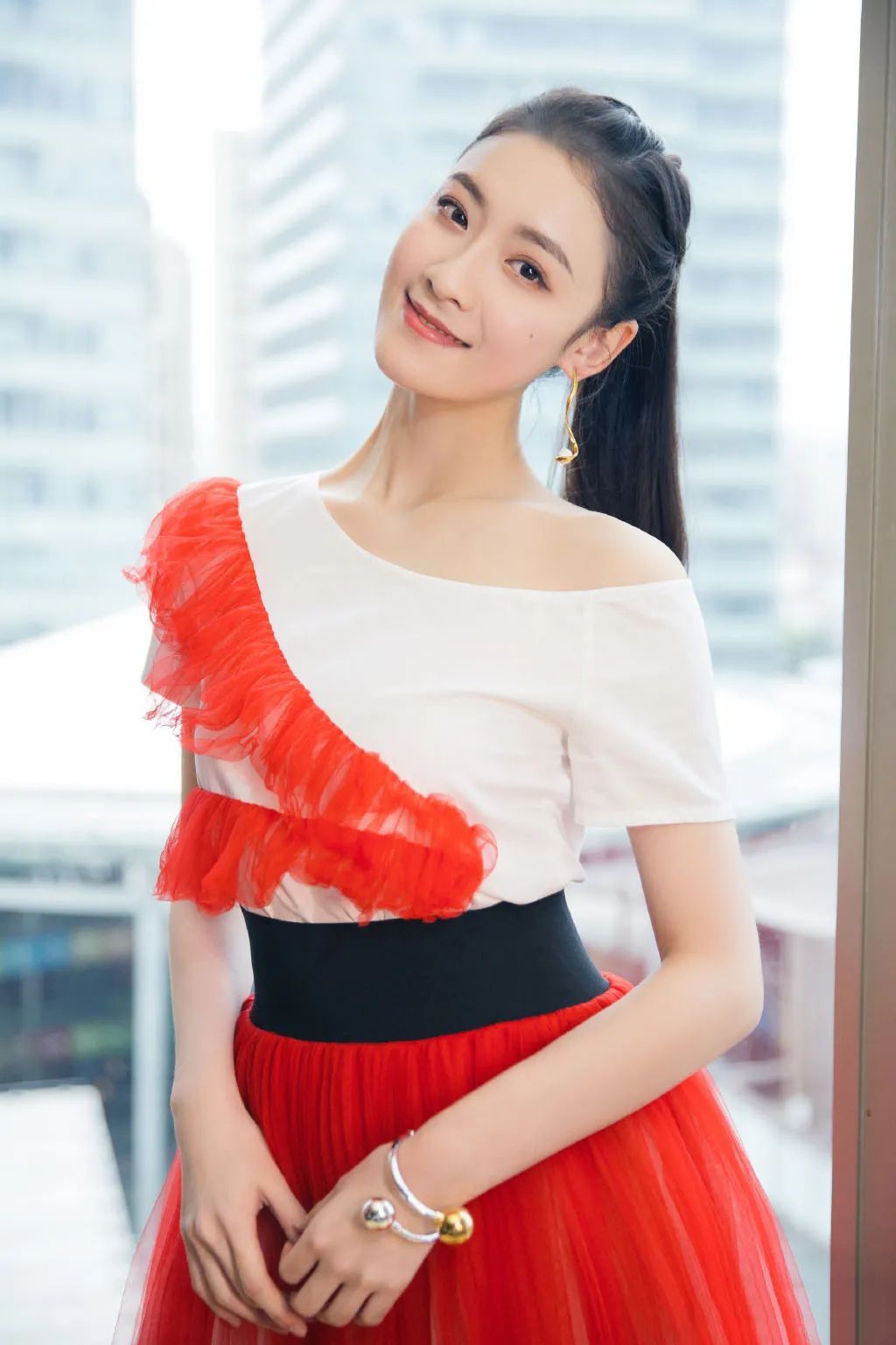 杨祺如,甜美可人的"治愈系"女神