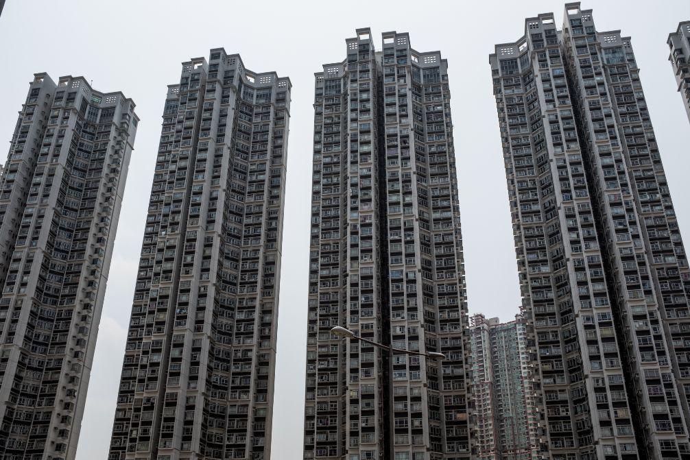 房地产公司负债万亿,老板却拿走百亿分红,背后或有更大的目标