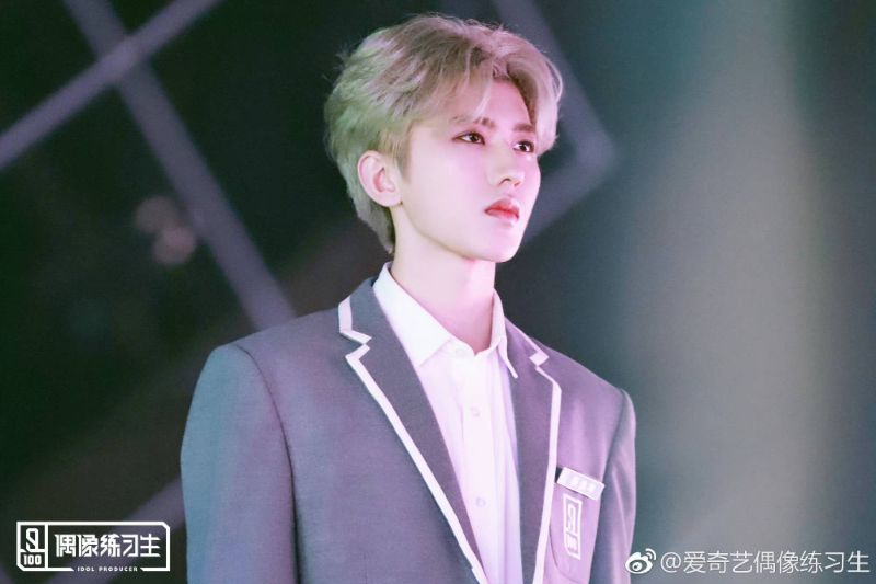 蔡徐坤私生活争议后,陈立农毕雯珺评论区成玩梗区!果然还得是npc