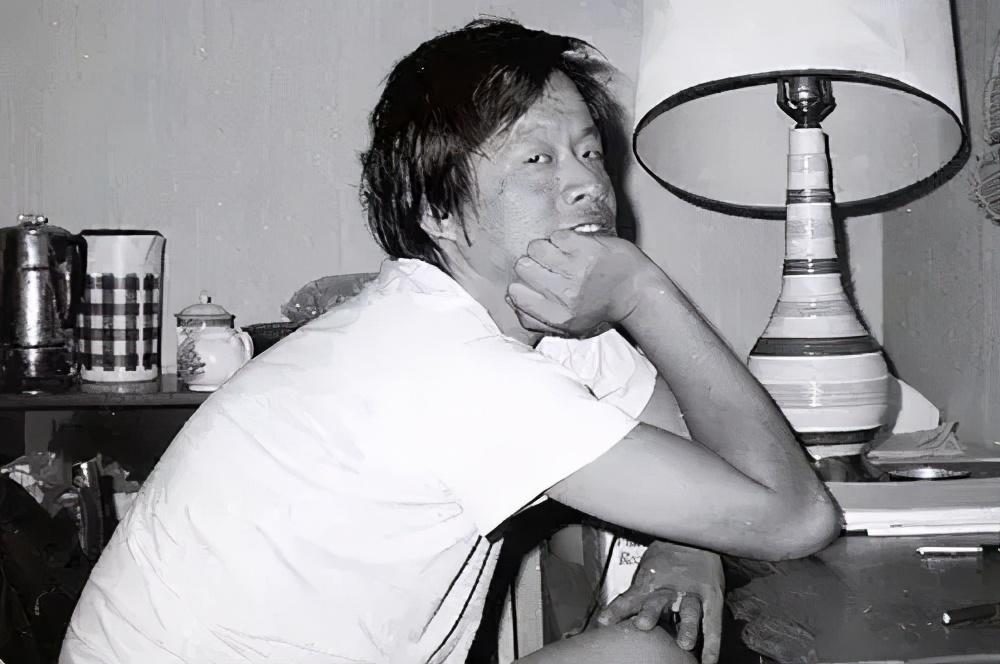 王小波《黄金时代》:欲望的背后,是写人性的复杂与现实的荒诞