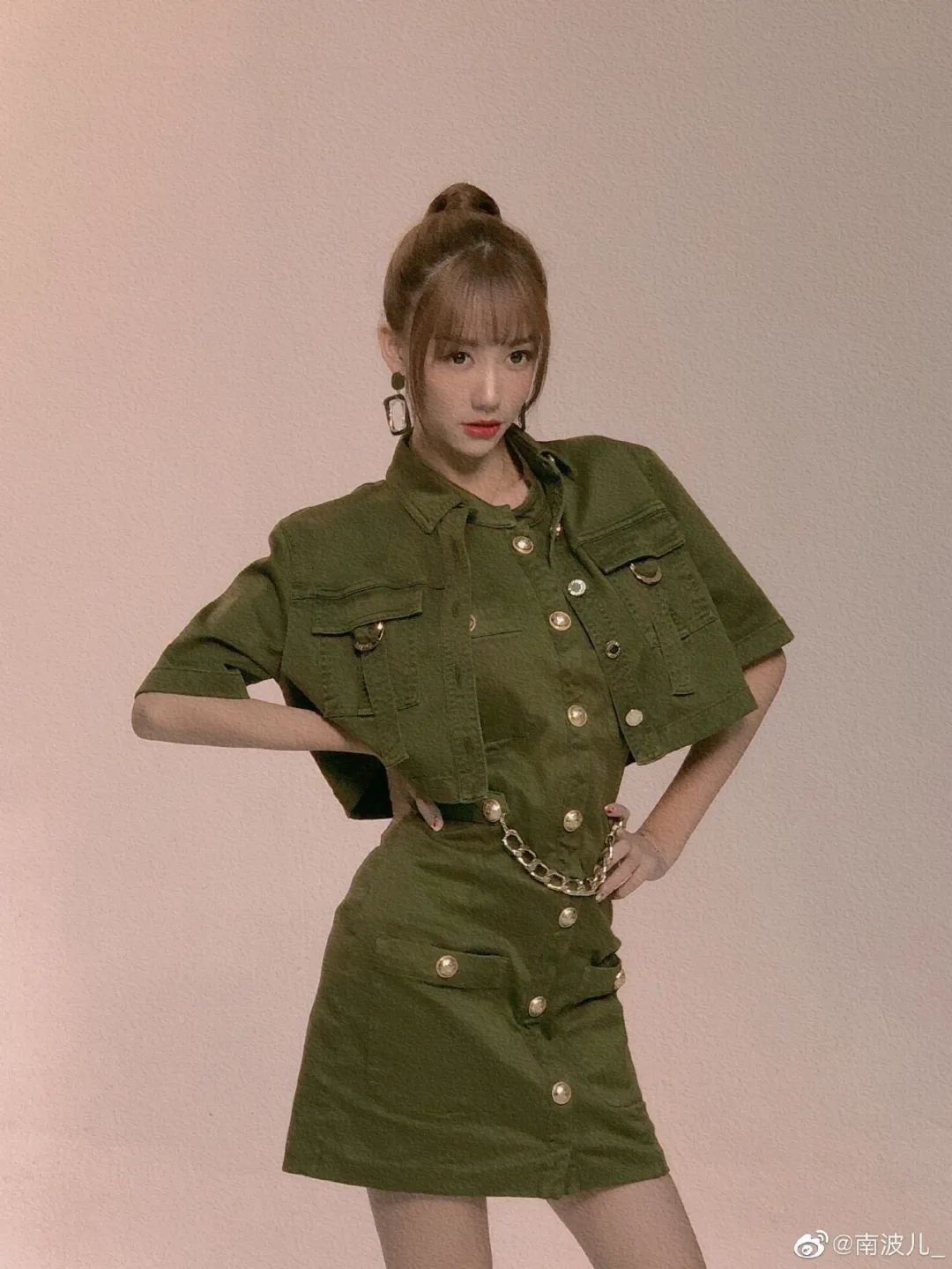 人美声甜南波儿!20岁结婚,现已离婚!