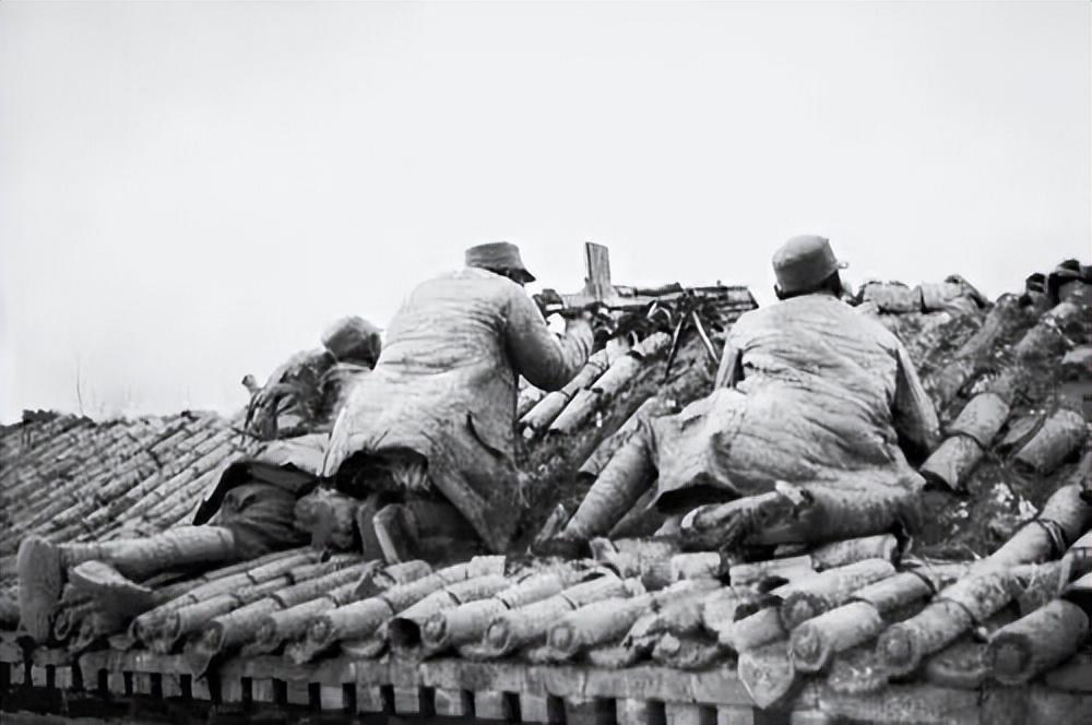 山东惯匪杨大山拜飞贼为师财物藏匿深山作恶多端却逃过追剿