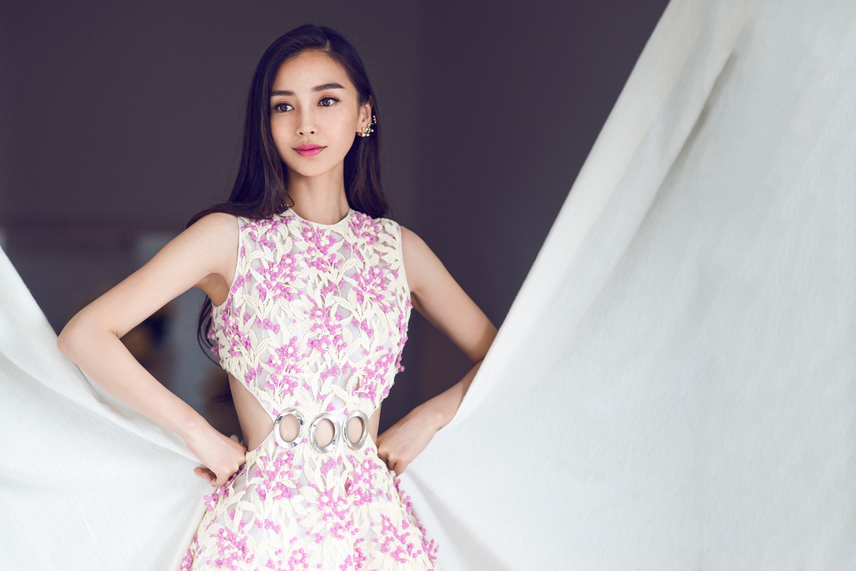 的身材却也一直备受争议第三位:杨颖瘦了之后的蒋欣的确是相当惊艳,与