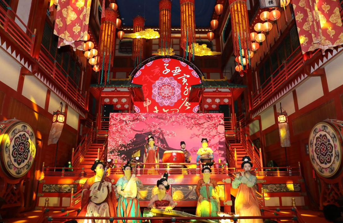 郑州星河里唐宫夜宴再次关门谢客,想学西安长安十二时辰这么难?