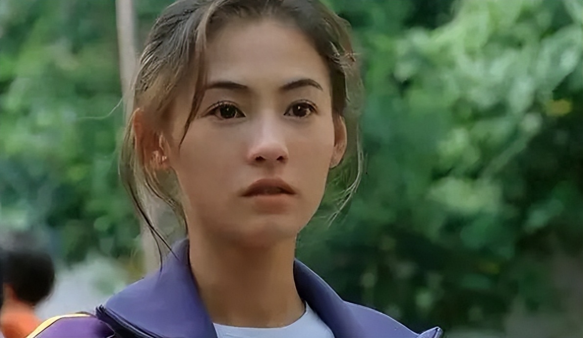 回顾嘴凸龅牙颜值下滑父子像兄弟明星混血儿的颜值也不过如此