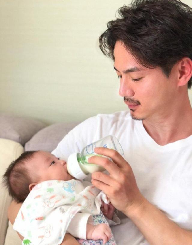 问天羽上线!罗仲谦疯狂操练42寸胸肌,为完美线条每天喝10公升水