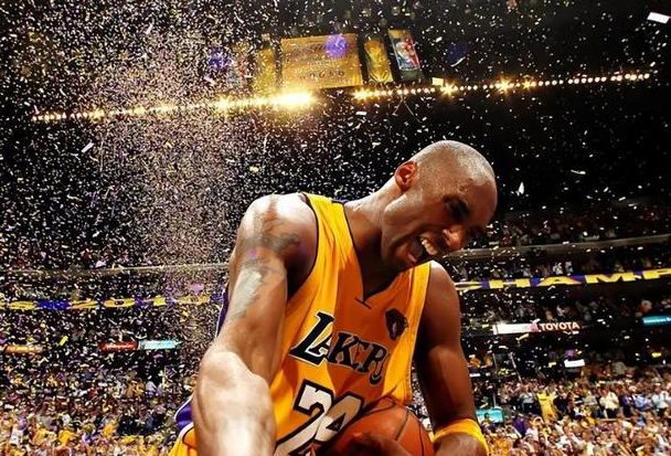 足坛的罗纳尔多,nba的科比,谁更有影响力和名气?