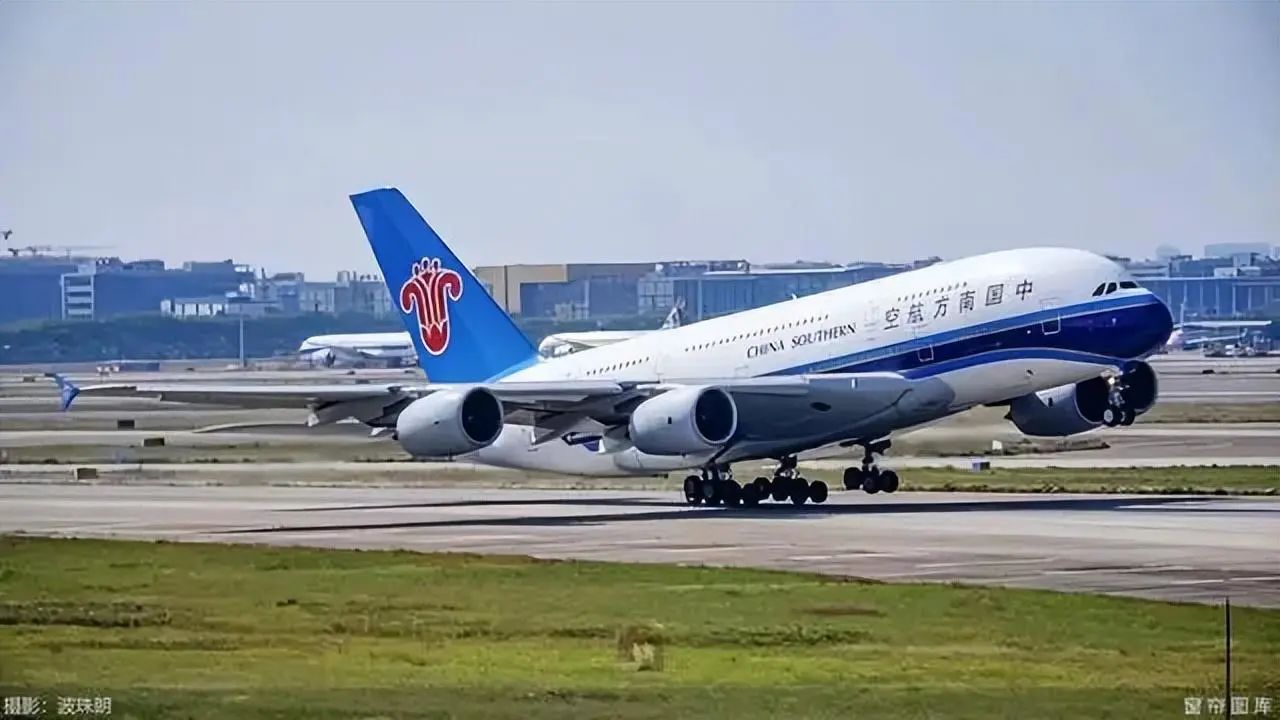 南航最後兩架a380飛赴墳場,從此,國內航司不再擁有a380