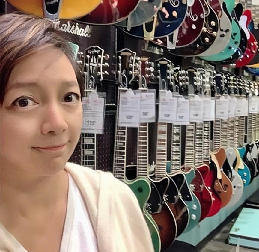 港姐冠军杨婉仪近照曝光!脸上细纹明显,丈夫破产后移居美国生活