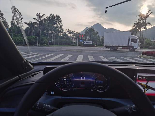 (这就是我的驾驶视角)