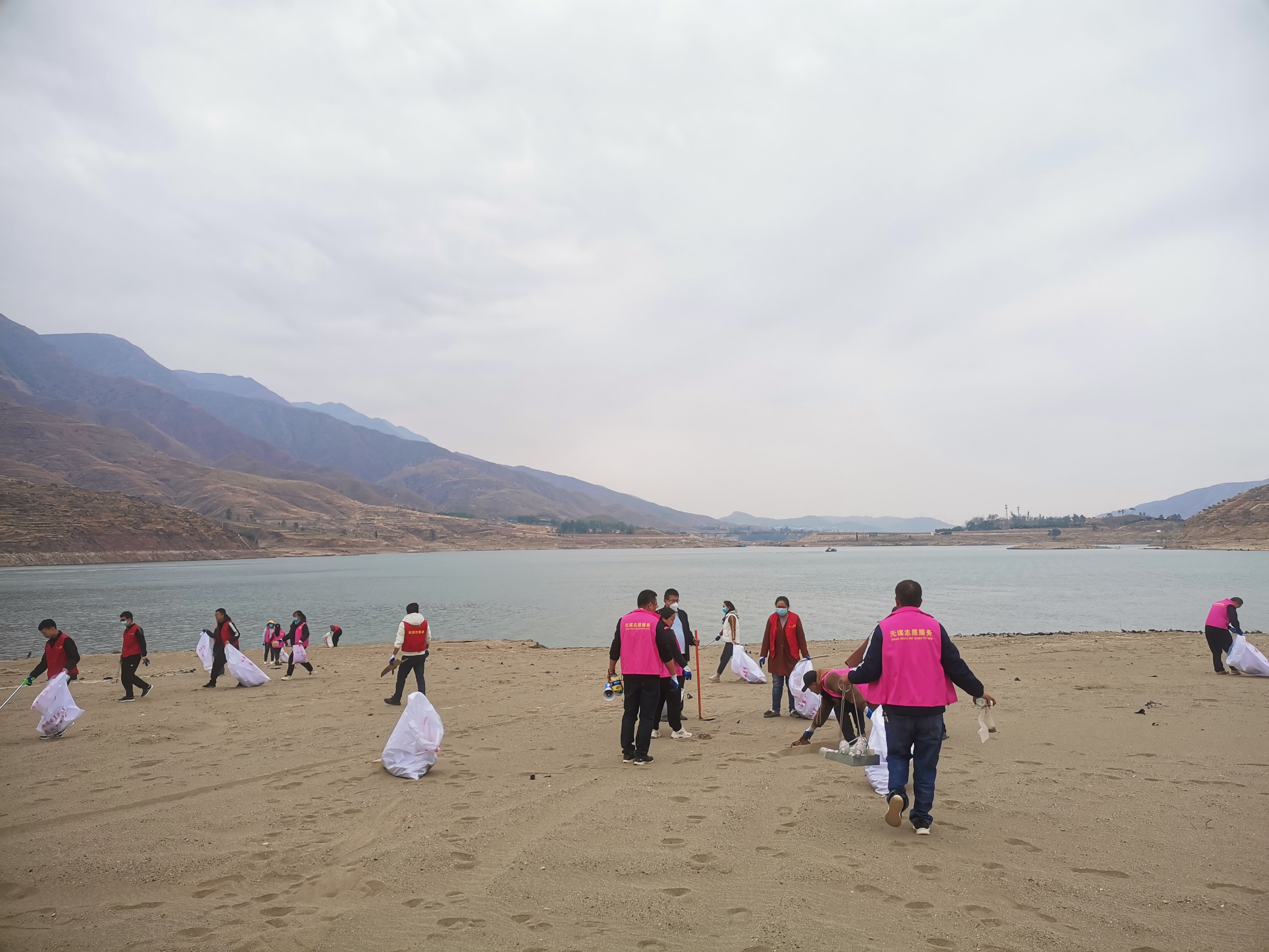 元谋县江边乡:保护母亲河,代表在行动