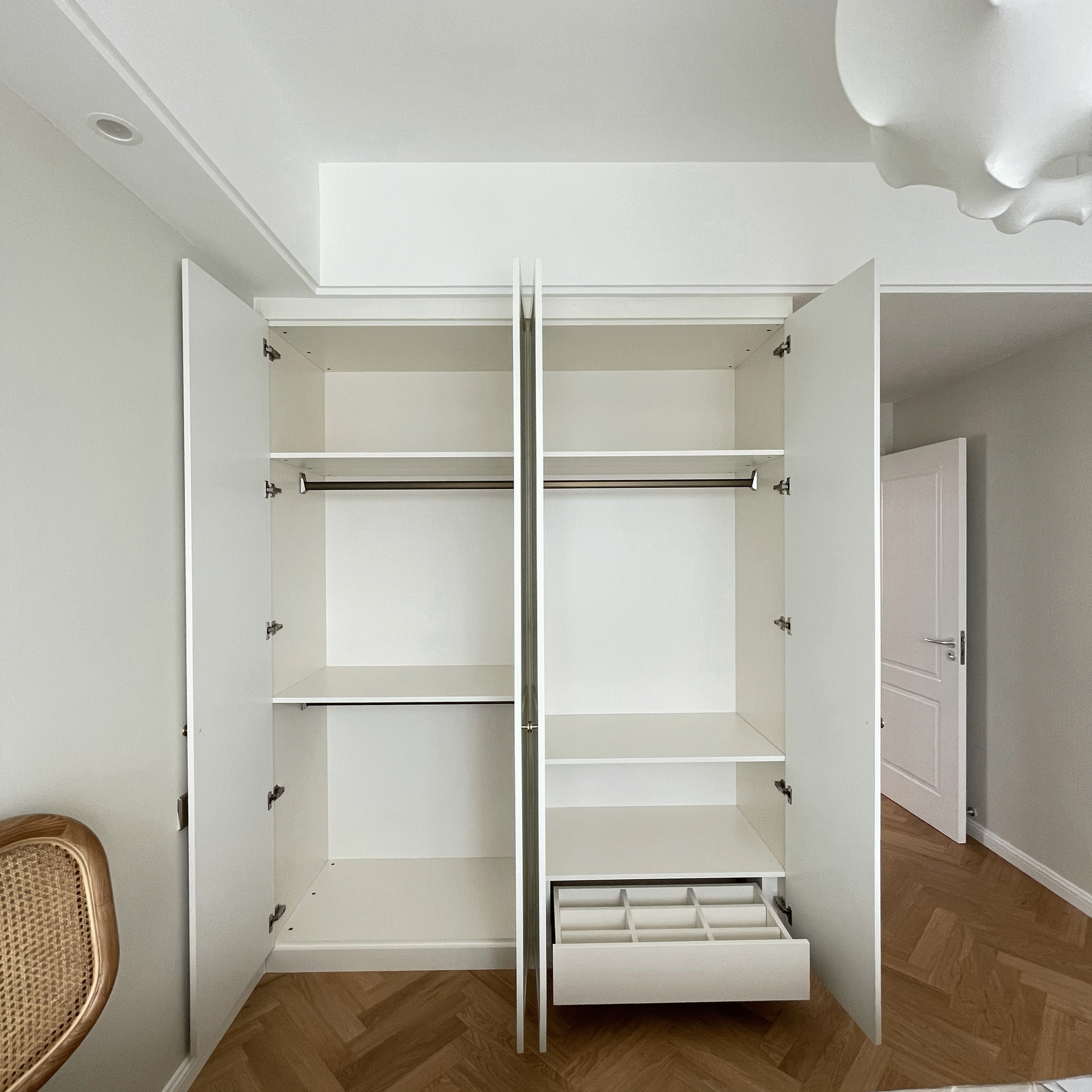 再装修必看!衣柜设计八大禁忌,避免难用又难看,提升家居品质