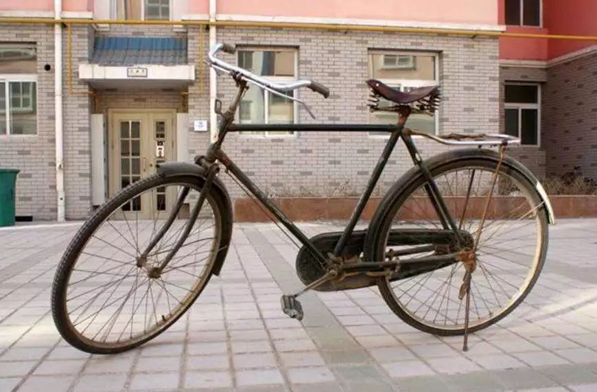 回顾男童被拐后爸爸自杀,25年后妈妈发现:儿子竟是自己4年好友