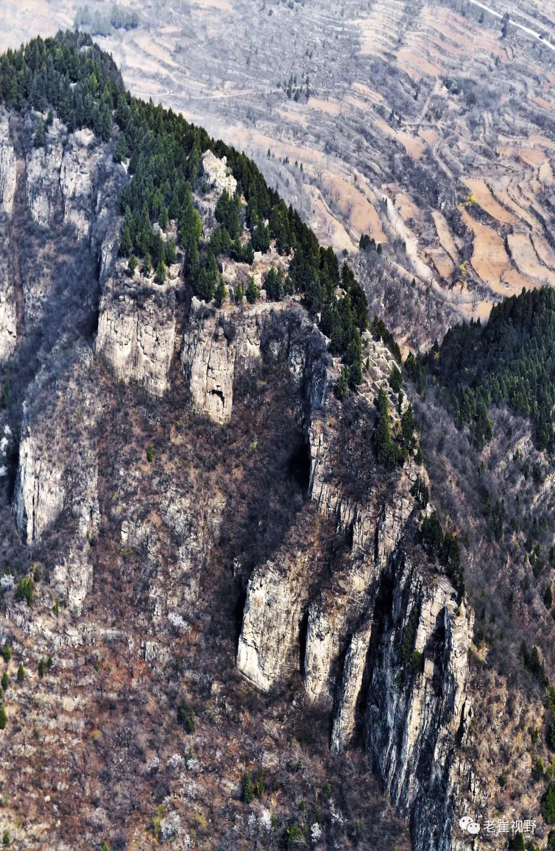 邯郸秘境:大寨山上发现千年石头古寨,还有一个迷你版的"悬宫吊庙"
