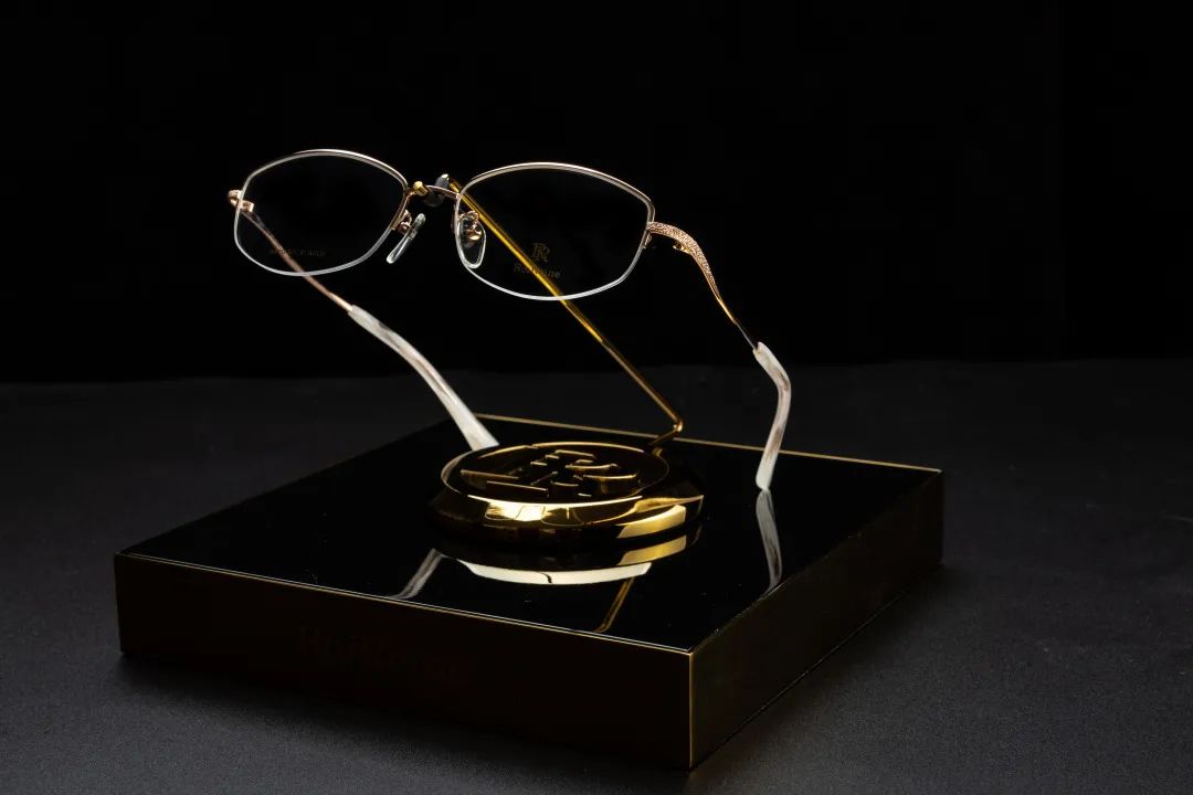 走进罗瓦雷诺视界从此不凡