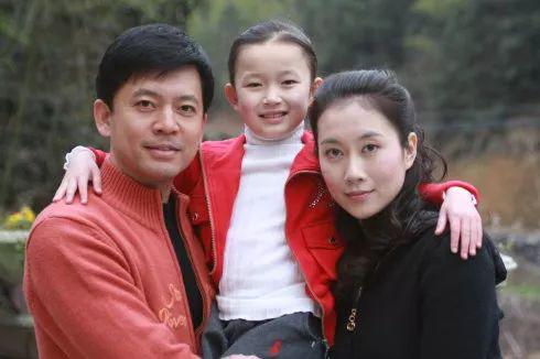 《亮剑》中的赵刚,隐婚几十年零绯闻,妻子是我们熟悉的她