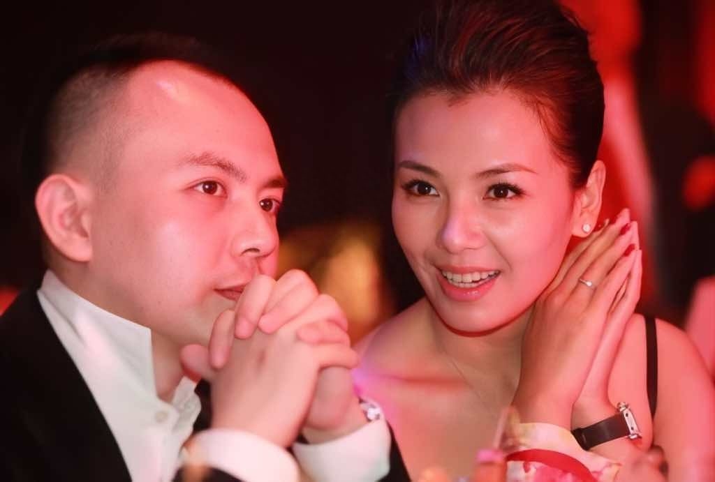 回顾认识20天结婚为王珂还3亿43岁的刘涛就这样谱写自己婚姻